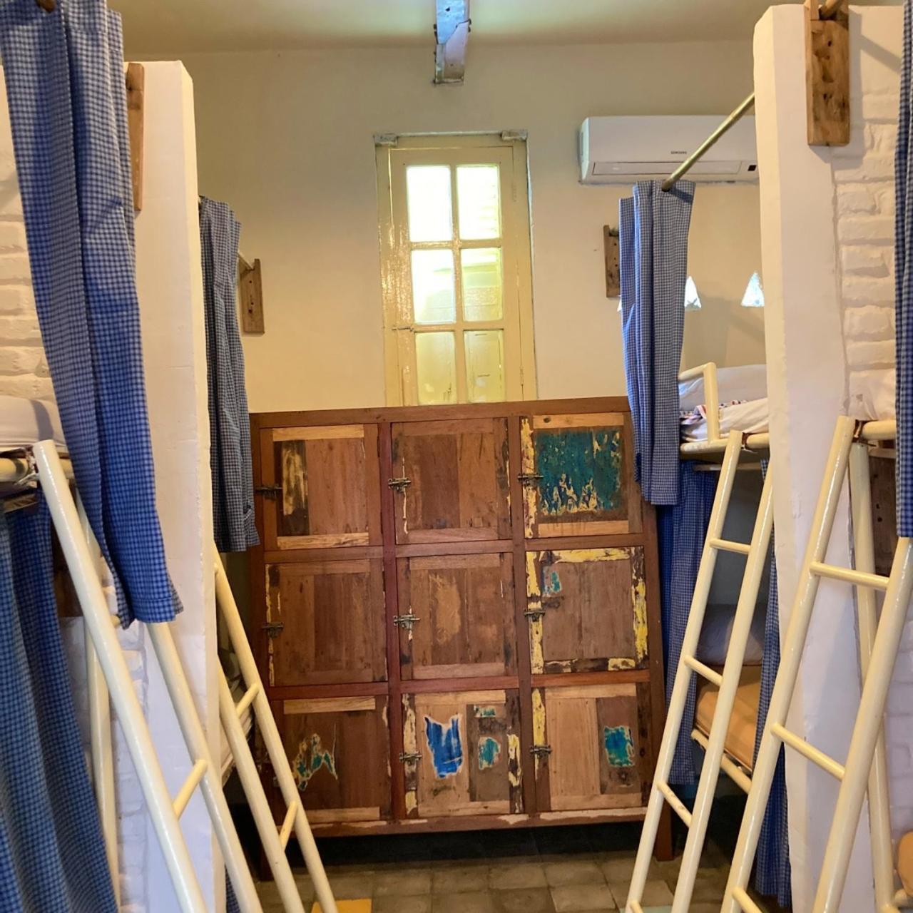 La Boheme Bajo Hostel Labuan Bajo Ngoại thất bức ảnh