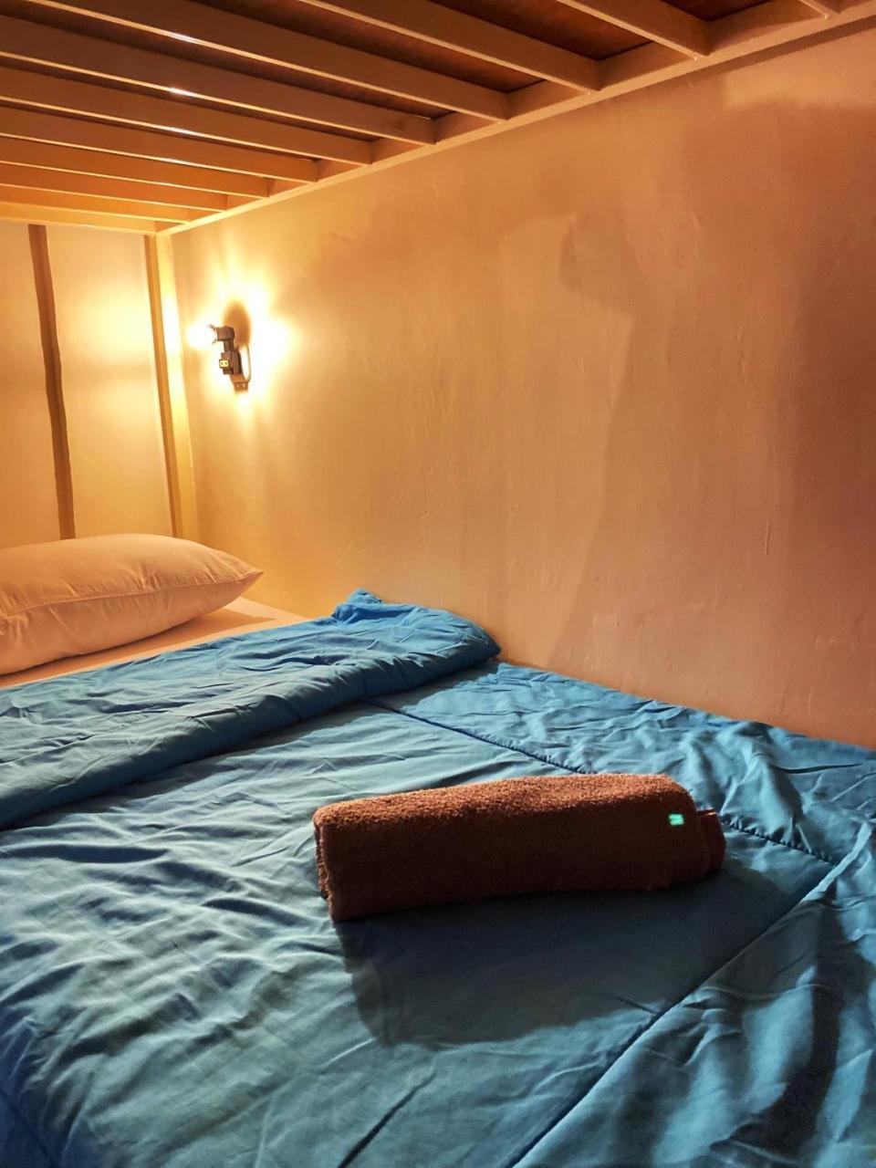 La Boheme Bajo Hostel Labuan Bajo Ngoại thất bức ảnh