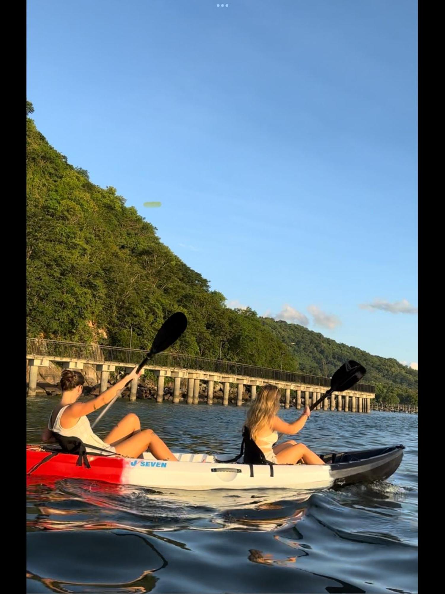 La Boheme Bajo Hostel Labuan Bajo Ngoại thất bức ảnh