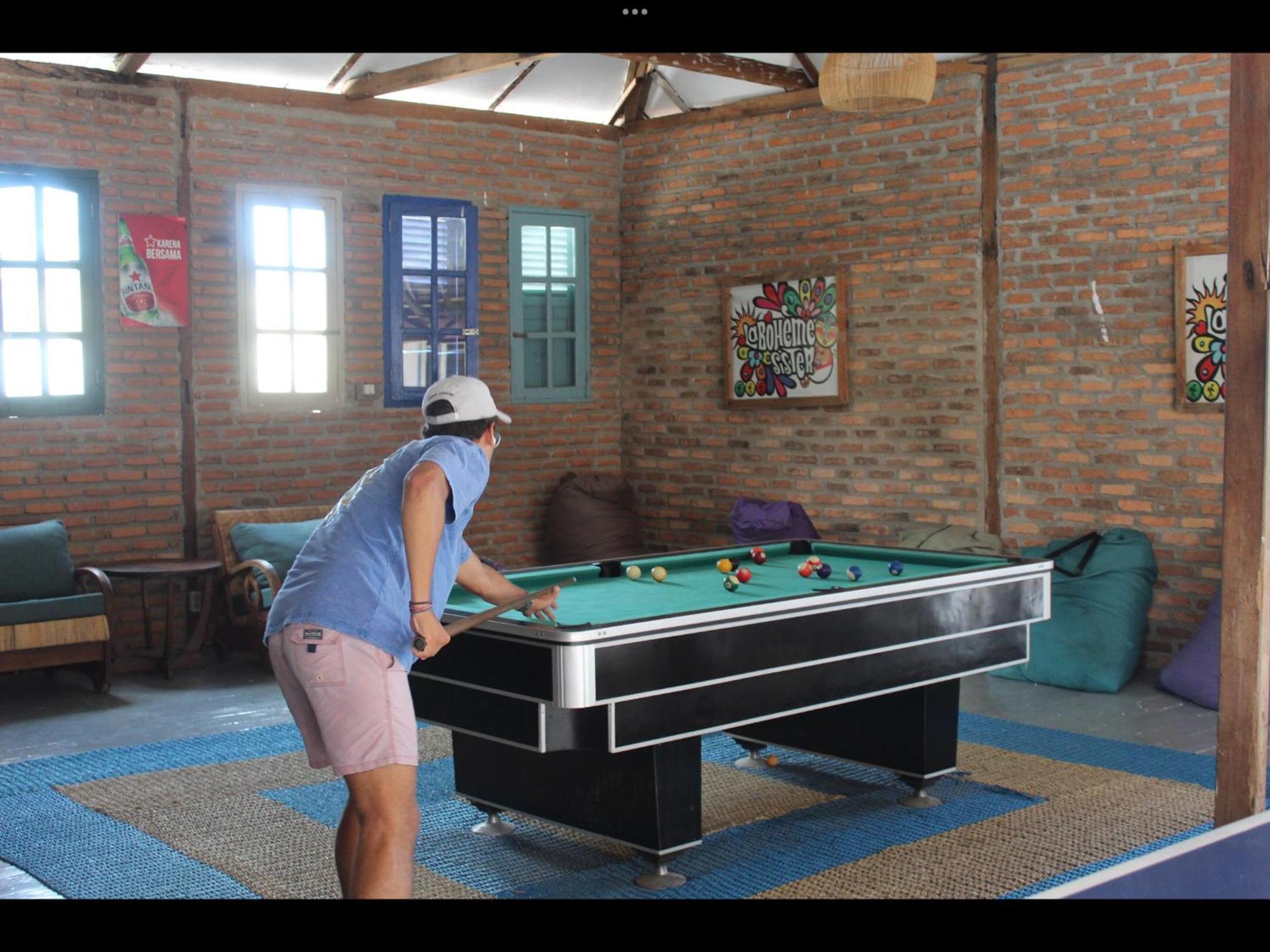 La Boheme Bajo Hostel Labuan Bajo Ngoại thất bức ảnh
